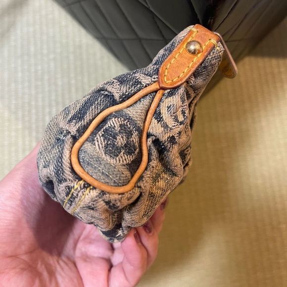 Louis Vuitton Blue Denim Pochette Cosmetic Pouch Monogram Cosmetic Bag - Picture 5 of 11